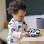 Curiosity Clutch Sensory Toy Baby Einstein – Image 3