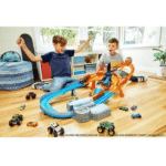 Circuit Action Launch Across Challenge Track Set – Image 4