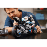 Lego Technic BMW M 1000 R 1920pcs – Image 3