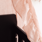 CIEL DE  LIT ROSE A VOLANT - Rose – Image 4