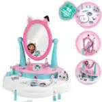 Gabby coiffeuse sur table