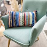 coussin rectangulaire multicolore