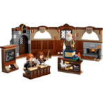 76442 - LEGO® HPTM -Le château de Poudlard : le cours de sortilèges – Image 2