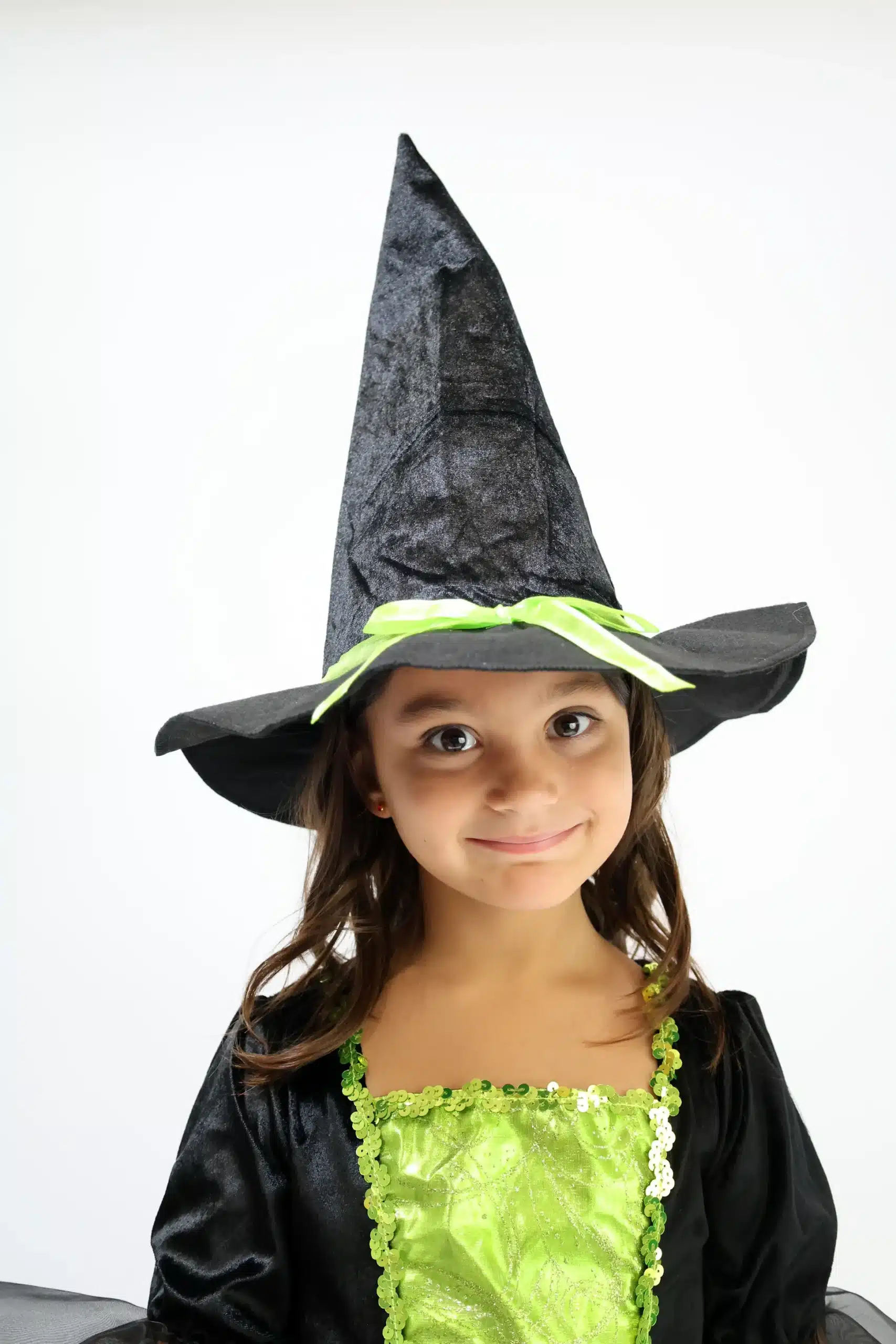 deguisement-sorciere-fille-chapeau-pointu-noir-vert_jpg Déguisement de Sorcière-noir vert – Image 1