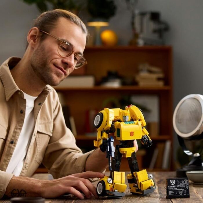 10338 - LEGO® Icons - Bumblebee – Image 3