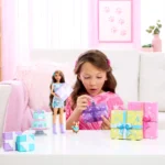 Barbie Party Unboxed Poupée + accessoires – Image 2