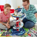 660-A323 - Garage circulaire lumineux avec 3 voitures alliage – Image 2