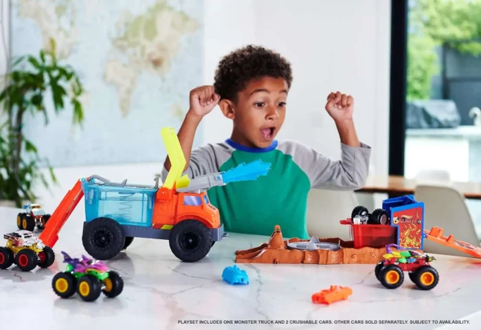 Monster Truck Hot Wheels - Arena Smashers Color Shifters 5-Alarm Rescue – Image 4